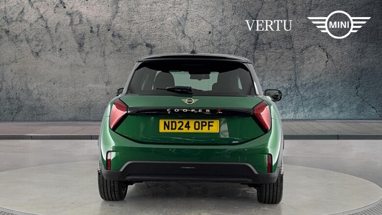 MINI Cooper 2.0 S Exclusive 3dr Auto Petrol Hatchback